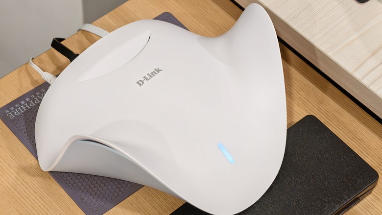 超美型Wi-Fi 7無線路由器，D-Link M95 AQUILA PRO AI開箱試用