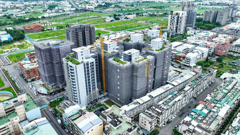 🌟 南區【登陽 大地悅章 空拍分享】前竹重劃區 ╳ 樹義國小 ╳ 綠線捷運大慶站雙鐵共構 ╳ 中山醫學大學附設醫院