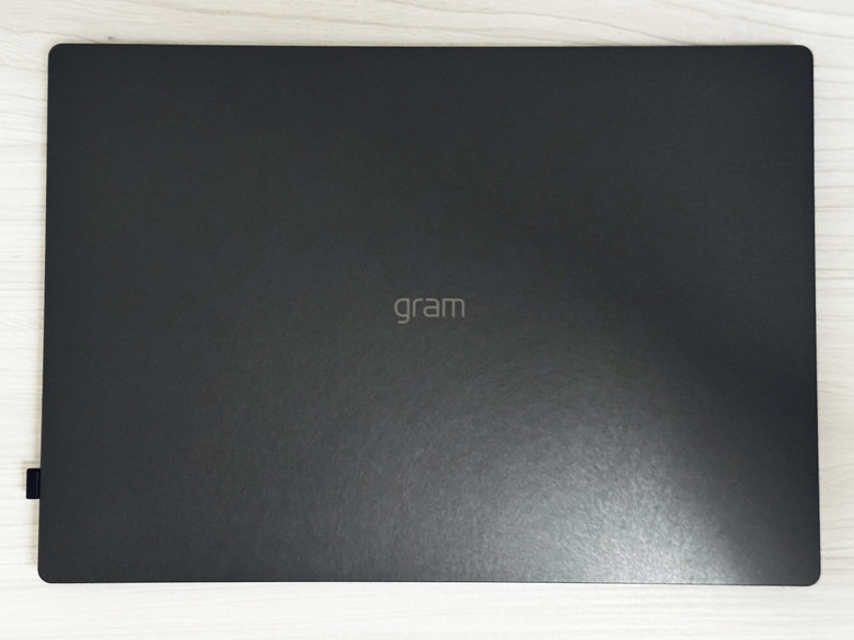 LG gram pro 16 三個月心得:極度愉悅、神機降臨 (U7 258v版)