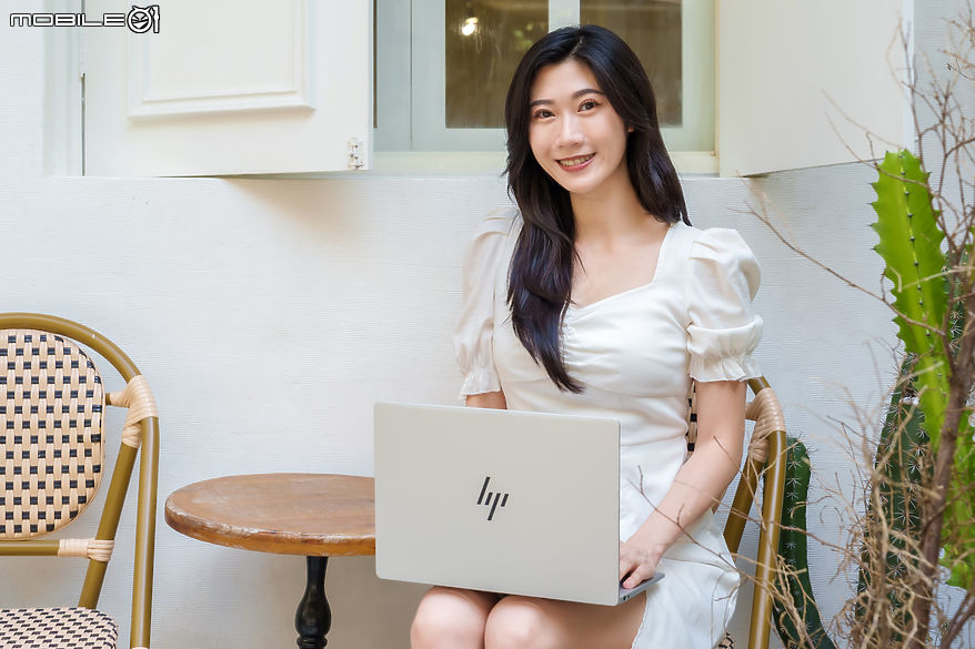 HP OmniBook 7 AI 14 測試報告|匠心獨具的便攜專業筆電