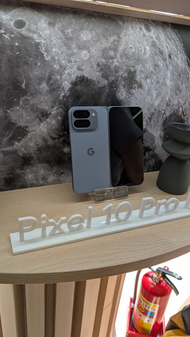 Google Pixel 10 & HTC VIVE Eagle 信義區新品一日體驗之旅~ (feat. with 小米AI眼鏡)