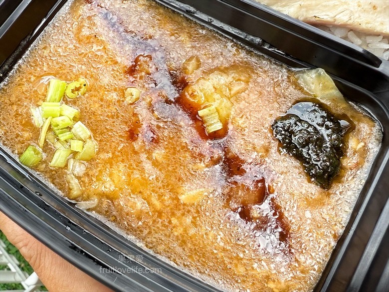 創意燴飯餐盒,舒肥肉品+獨家七種自製醬料,健康美味外帶外送新選擇!