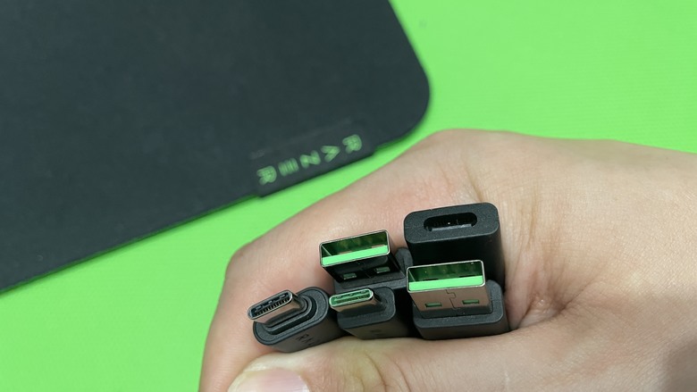 【阿洪開箱中】Razer 雷蛇 黑鯊 Blackshark V3X Hyperspeed 電競耳麥 戴三小時不悶、PS5+iPad+筆電全都通!三模連線軟硬體全面實測(圖多)