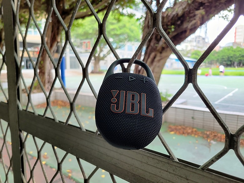 🎧 JBL Clip 5 開箱分享|小身材大能量,出遊必備的音樂好夥伴!
