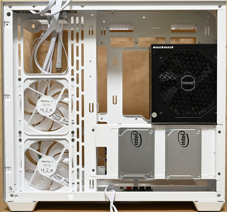 點我看大圖 DEEPCOOL CG530 4F WH機殼開箱