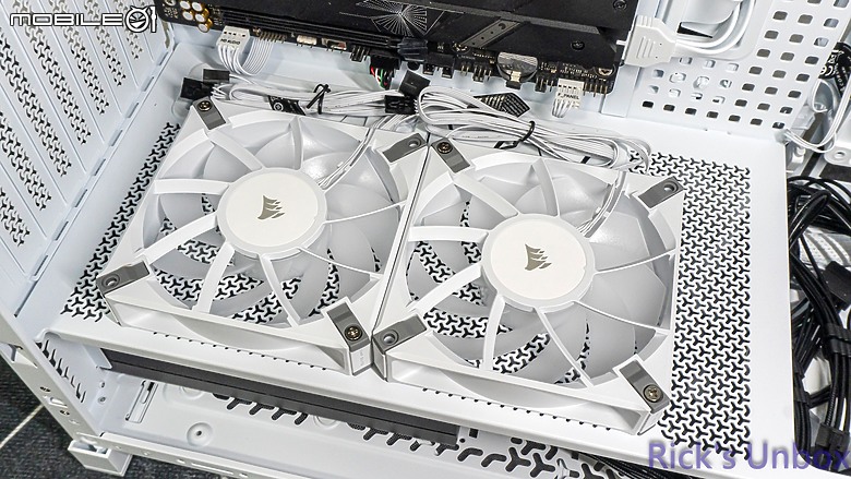 【開箱】高模組化頂級中塔機殼 | CORSAIR FRAME 5000D RS ARGB WHITE