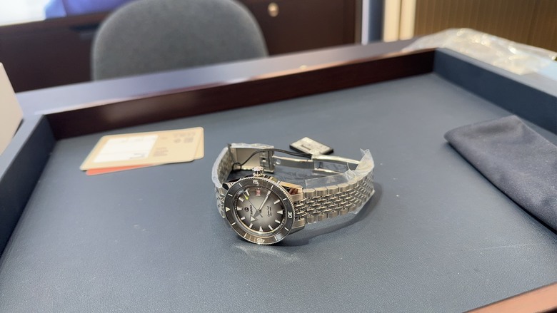 點我看大圖 開箱_RADO_Captain Cook ft. Tennis Limited Edition