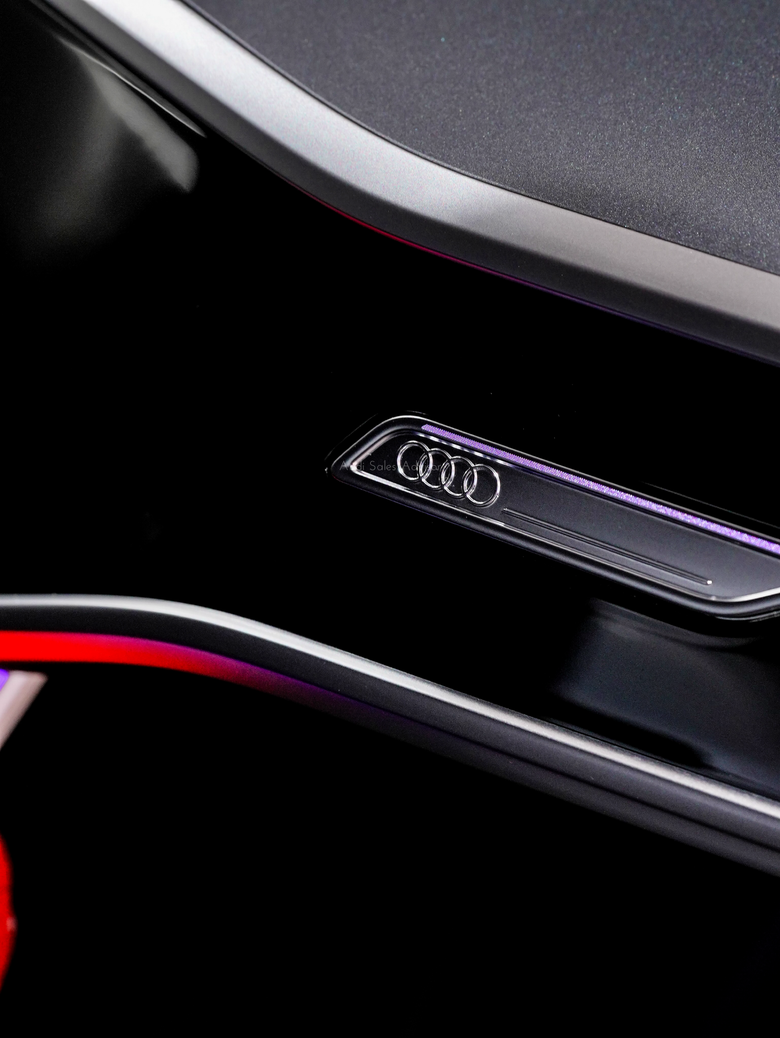 交車分享｜Audi A6 Sedan 40 TFSI｜金屬無垠藍 Firmament Blue 5U
