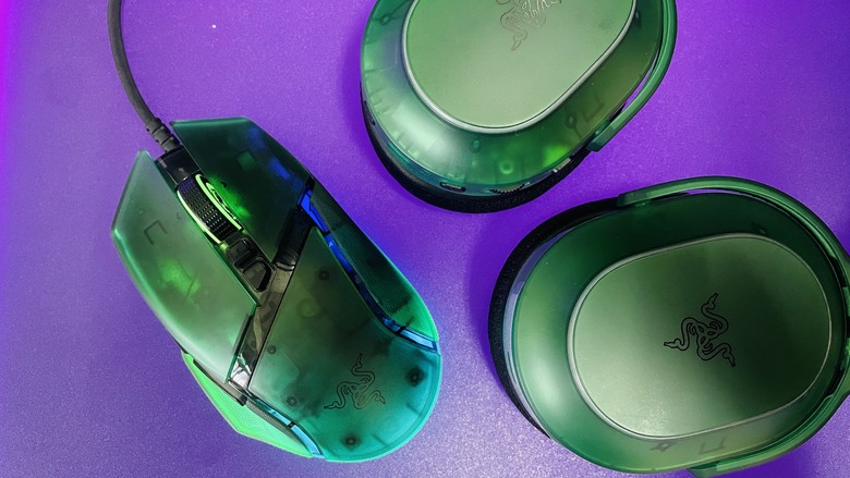 【阿洪開箱中】雷蛇 Razer Phantom 幻影綠系列整組開箱實測心得|RGB 美學全面解放,透明設計再掀桌面革命!