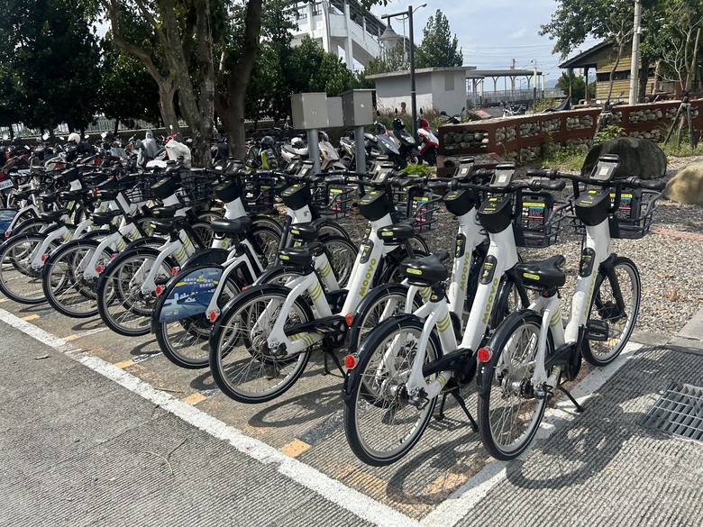 騎遊台灣「最冷清的車站」-石 榴