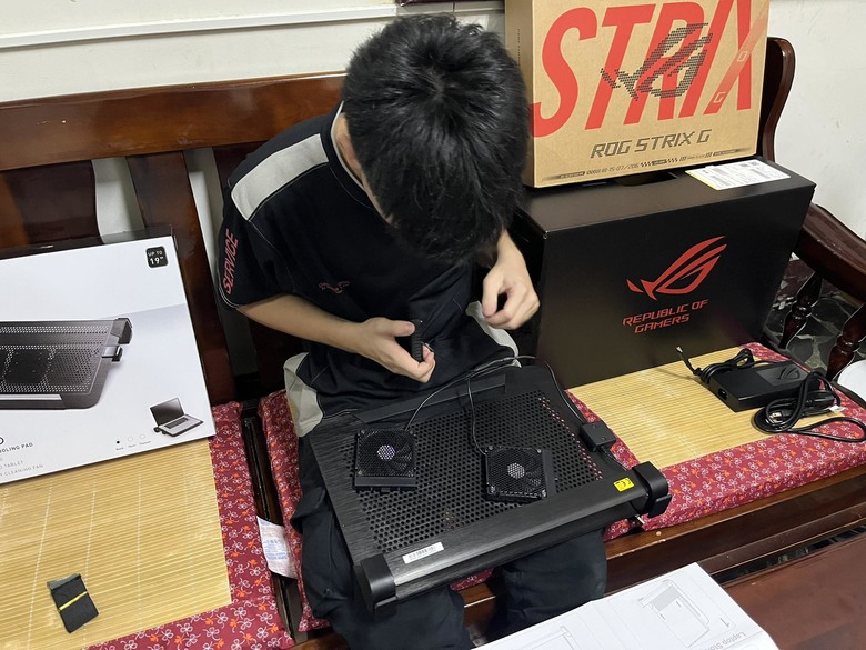 開學祭家長筆電採購抉擇 ASUS ROG Strix G18 G815LW -0031G275HX-NBL 入手再升級