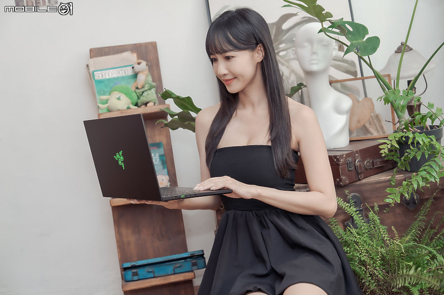 Razer Blade 14 2025 測試報告｜真・輕薄強效的靈刃電競