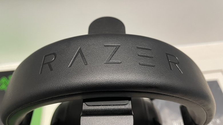 【阿洪開箱中】Razer 雷蛇 黑鯊 Blackshark V3X Hyperspeed 電競耳麥 戴三小時不悶、PS5+iPad+筆電全都通！三模連線軟硬體全面實測(圖多)