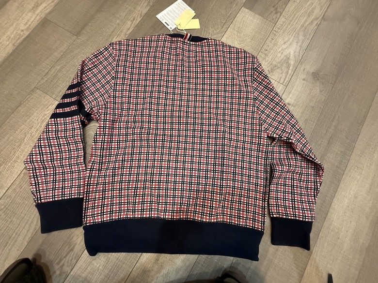「開箱」Thom Browne 踝靴 & 四條槓毛衣 & VERSACE 帽子
