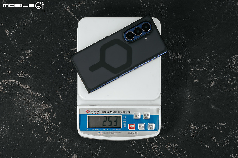 UAG x 三星Z Fold7 / Z Flip7保護殼｜強固也能有輕薄！