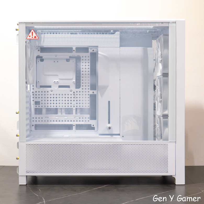 點我看大圖 模組化尬洞洞板!CORSAIR FRAME 5000D RS ARGB