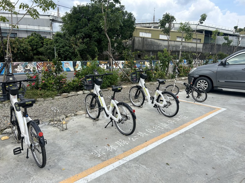 騎遊台灣「最冷清的車站」-石 榴