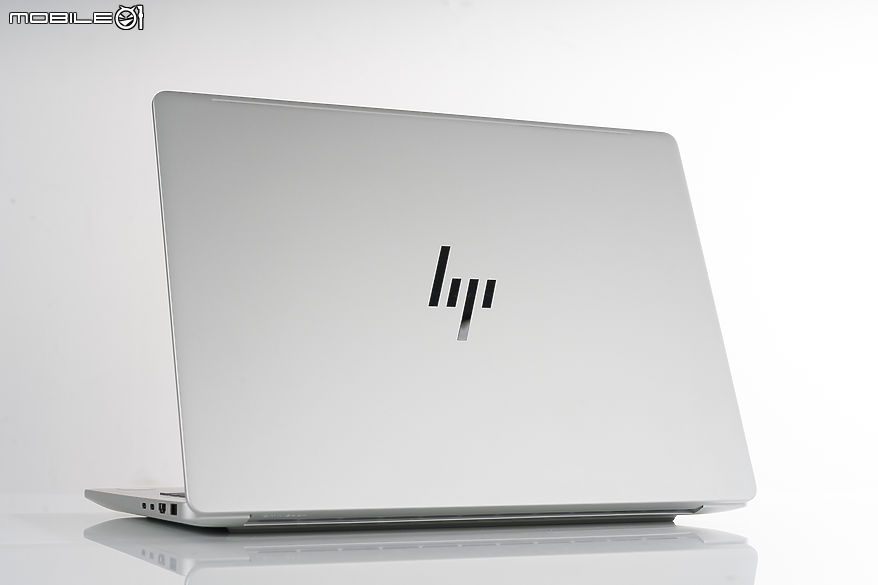 HP OmniBook 7 AI 14 測試報告｜匠心獨具的便攜專業筆電