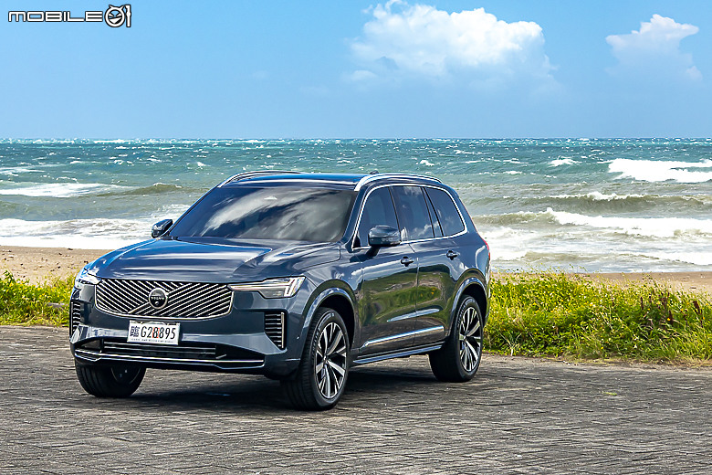 Volvo 小改款 XC90 B5 Plus 試駕|披上時尚外衣、融入科技元素,利劍重磨再戰一回!
