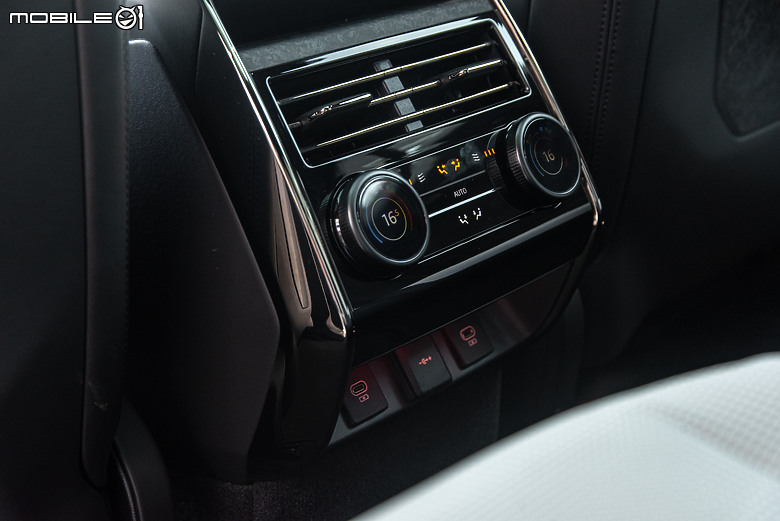 Range Rover Sport SV 大鵬灣賽道試駕｜不只上得了林道，現在更下得了賽道！