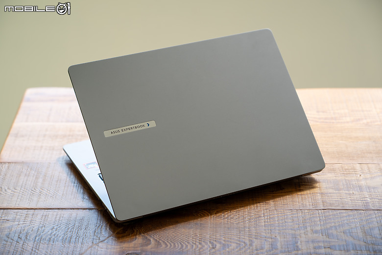 ASUS ExpertBook P3 測試報告｜為企業打造的親民 AI 商務利器！