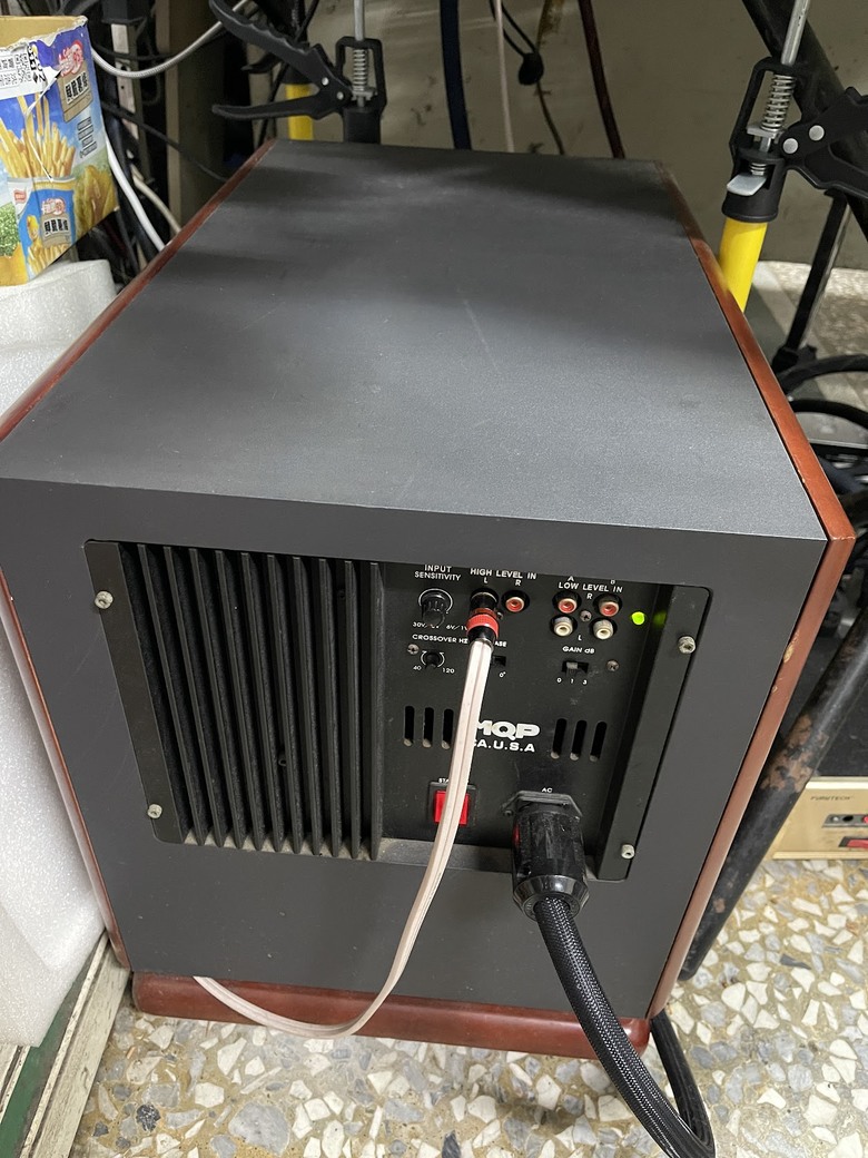 重低音機板換裝？？