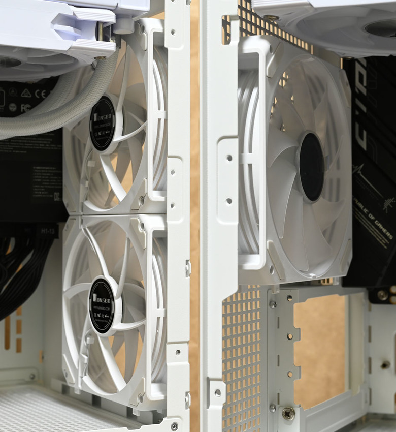 點我看大圖 DEEPCOOL CH260 WH機殼開箱