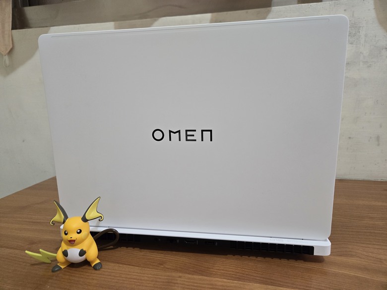 點我看大圖 HP OMEN MAX 16 2025 陶瓷白開箱 & 美國代購 & 舊ASUS G14 2022雜談