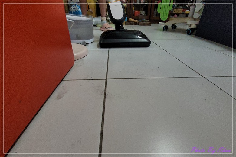 暑假家庭好幫手-LG A9X-Steam 乾濕全能無線吸塵器-All in one一台搞定吸塵、拖地再加自動集塵,真是好神器!!