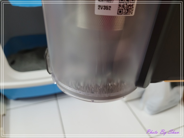 暑假家庭好幫手-LG A9X-Steam 乾濕全能無線吸塵器-All in one一台搞定吸塵、拖地再加自動集塵,真是好神器!!