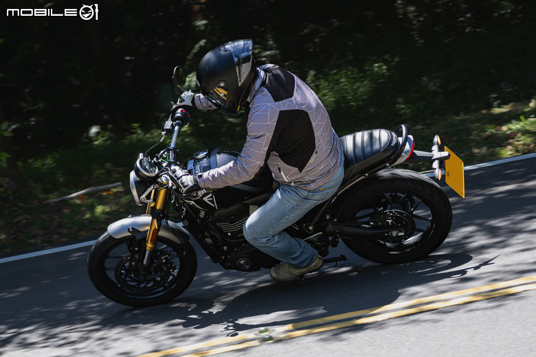 點我看大圖 Triumph Speed400 試駕報告 | 動力飽滿、輕巧無壓力的日常坐騎!