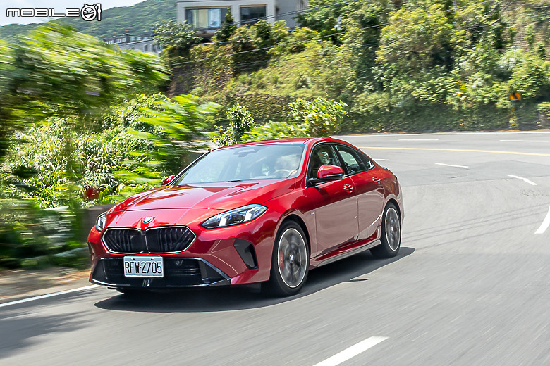 BMW 大改款 220 Gran Coupe 試駕|樂趣不輸掀背鋼砲的小轎跑!
