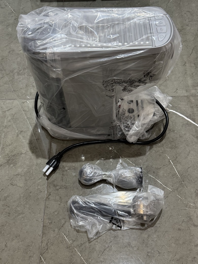 [開箱] Electrolux E5EC1-31ST 20-bar 義式咖啡機