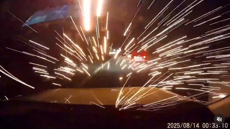 雲林🚗開車遇路燈💡💥突爆炸！🤖🤖💀💀
