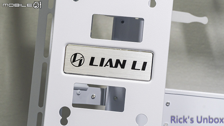 點我看大圖 【開箱】MINI的更全面更有特色 | LIAN LI O11 DYNAMIC MINI V2 WHITE