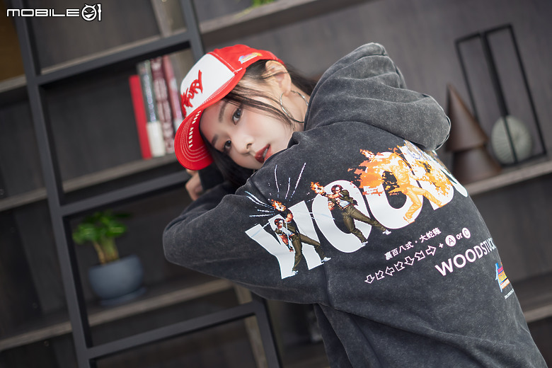 《拳皇 '98 UM》x WOODSTUCK 聯名服飾第二彈|再戰經典、燃起街頭!