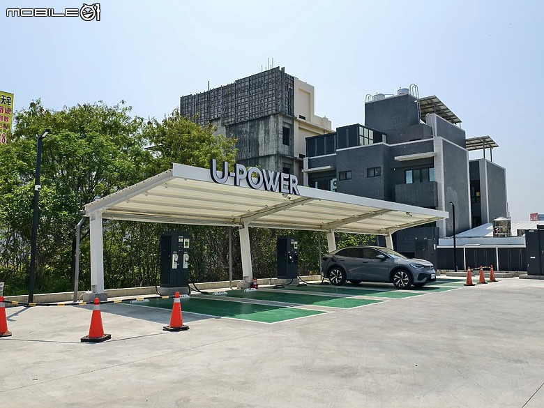 點我看大圖 Volkswagen ID.5|高顏值純電跑旅,充電也能快狠準