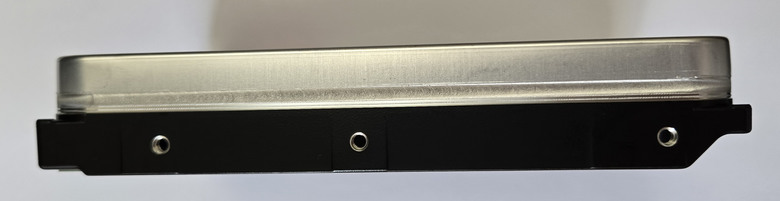 【開箱簡測】Seagate NAS (那嘶狼) IronWolf Pro 30TB ST30000NT011 硬碟效能簡測 (圖多)