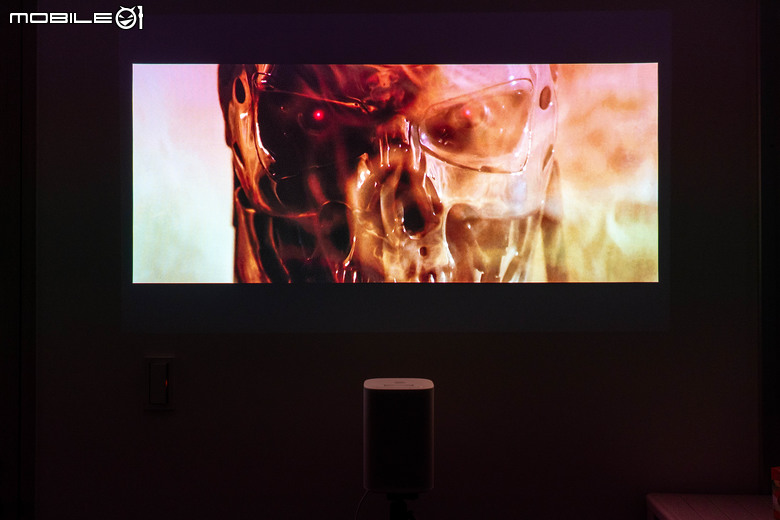 三星 The Premiere 5 超短焦雷射智慧投影機開箱體驗 近距離就能投放 100 吋大畫面 還有獨特觸控投影功能
