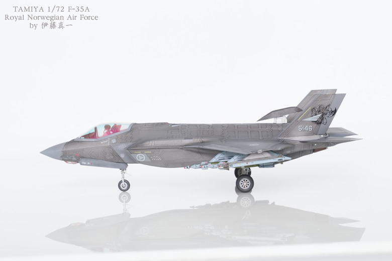 【模型樣品製作】TAMIYA 1/72 F-35A & F-35Q