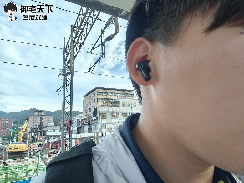 點我看大圖 開箱|【TOZO】AeroSound2 ANC 主動式降噪無線藍牙耳機 - 有功能、有音質、有 CP 值,兩千有找,降噪還能超強 ?!