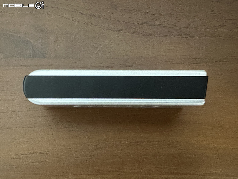 Kingston 金士頓 XS2000 外接式固態硬碟 給iPhone滿滿的大容量