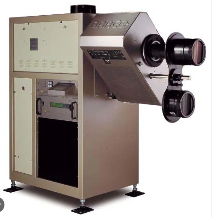 Digital Projection E-Vision 10000i 4K+ RGB家用高對比鏡頭版頂級投影機試用：8000流明正「電影院」級的高級影像表現！