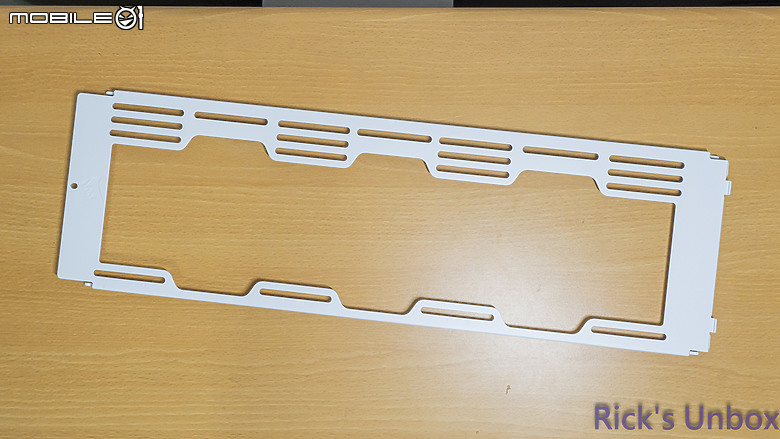 【開箱】高模組化頂級中塔機殼 | CORSAIR FRAME 5000D RS ARGB WHITE