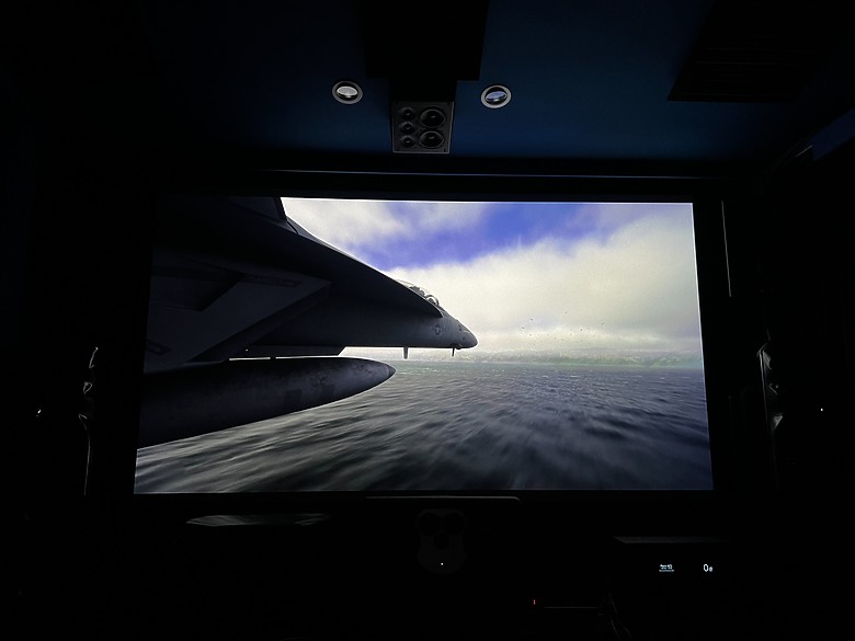 Digital Projection E-Vision 10000i 4K+ RGB家用高對比鏡頭版頂級投影機試用：8000流明正「電影院」級的高級影像表現！