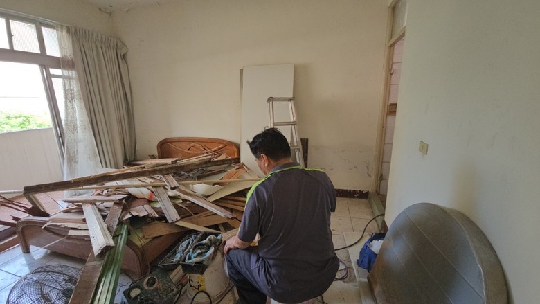 開箱文---清透明亮的40年老公寓翻新-重軟裝輕硬裝(08.05更新到廚具安裝完成)
