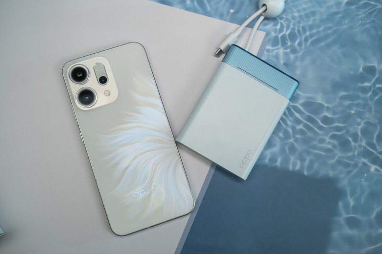點我看大圖 【開箱測試】OPPO 22.5W能量果凍快充行動電源 10000mah 外觀亮眼 適合蘋果用戶
