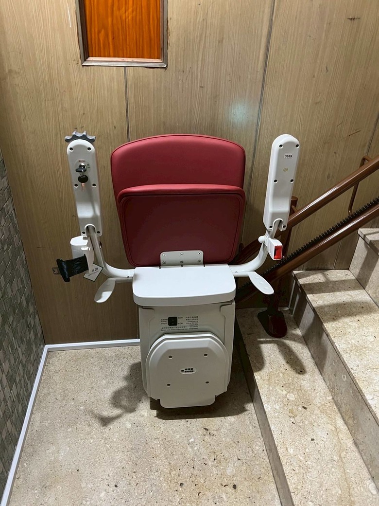 康輝升降椅