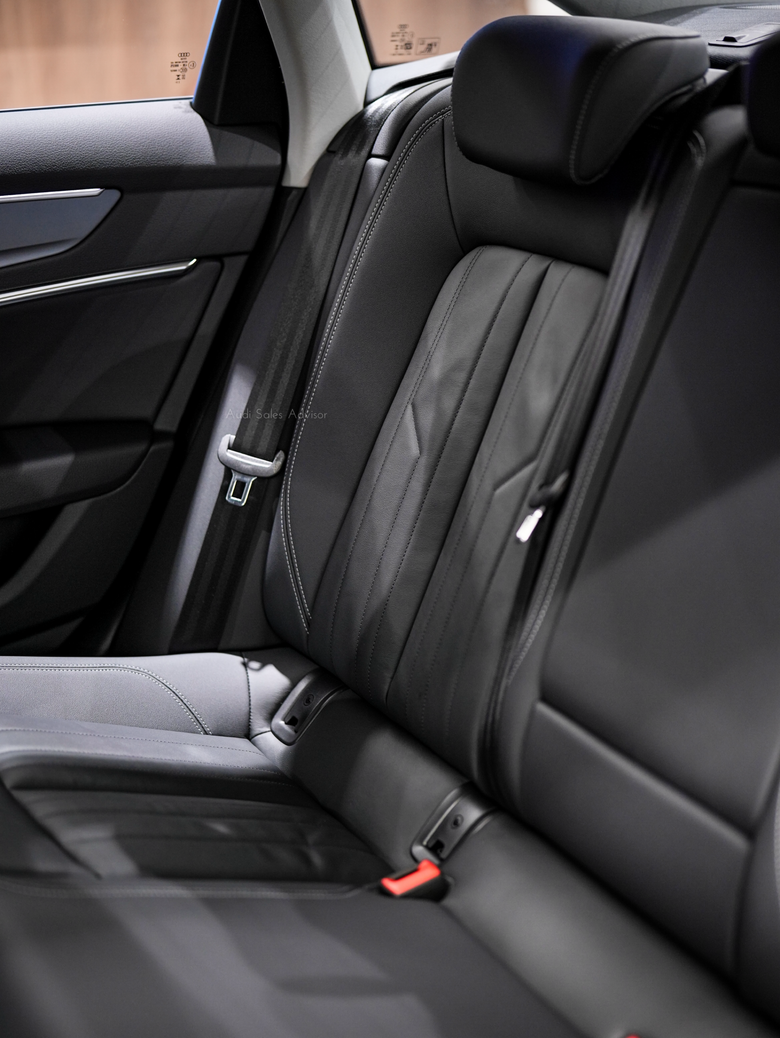 交車分享｜Audi A6 Sedan 40 TFSI｜金屬無垠藍 Firmament Blue 5U