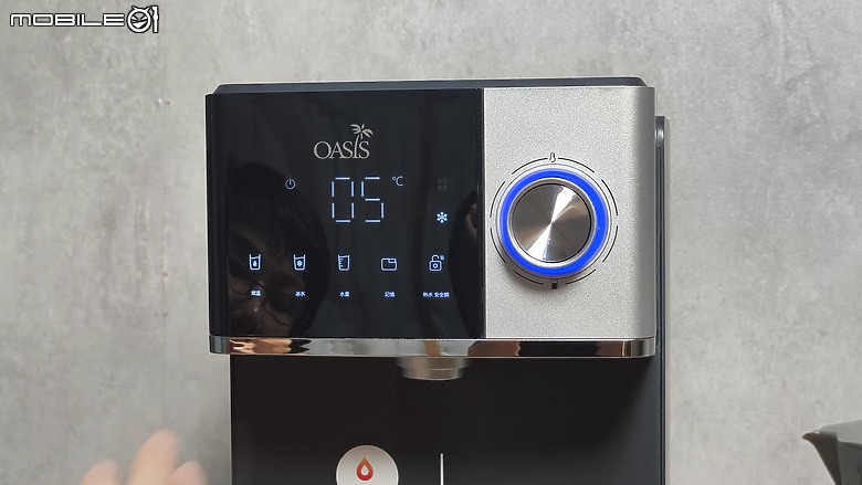 「冰河機」純真冰爽的5℃ 冰水｜OASIS 極沁冰溫瞬熱 RO 濾淨飲水機 (IF-301A)
